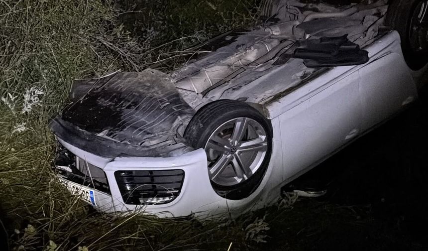 Çamardı yolunda hatalı sollama kazası: 2 yaralı