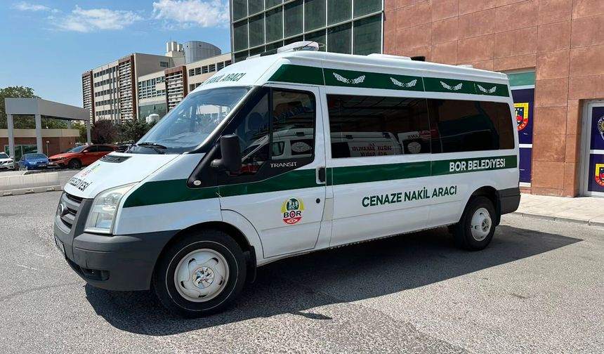 Niğde-Adana otoyolunda yabancı uyruklu şahıs ölü bulundu
