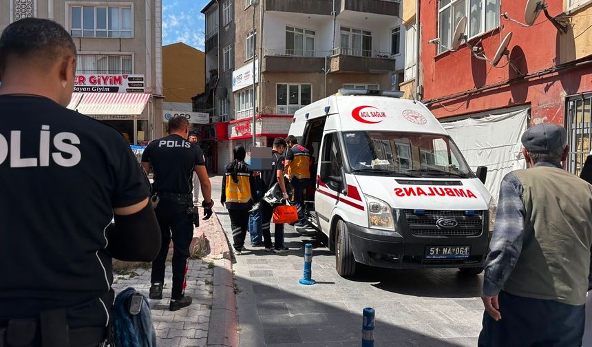 Niğde'de esnaf ile müşteri arasında tartışma çıktı! 1 yaralı