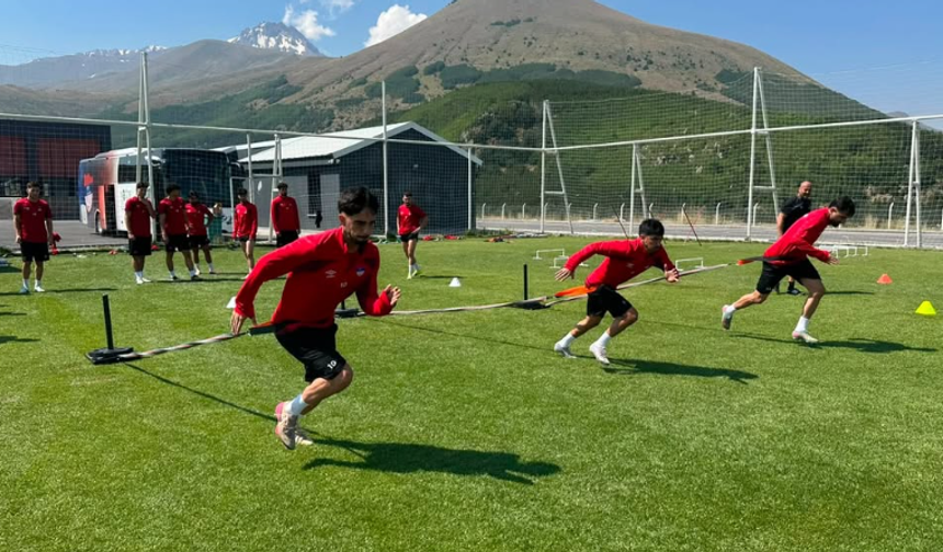 Niğde Belediyespor, yeni sezon hazırlıklarını sürdürüyor