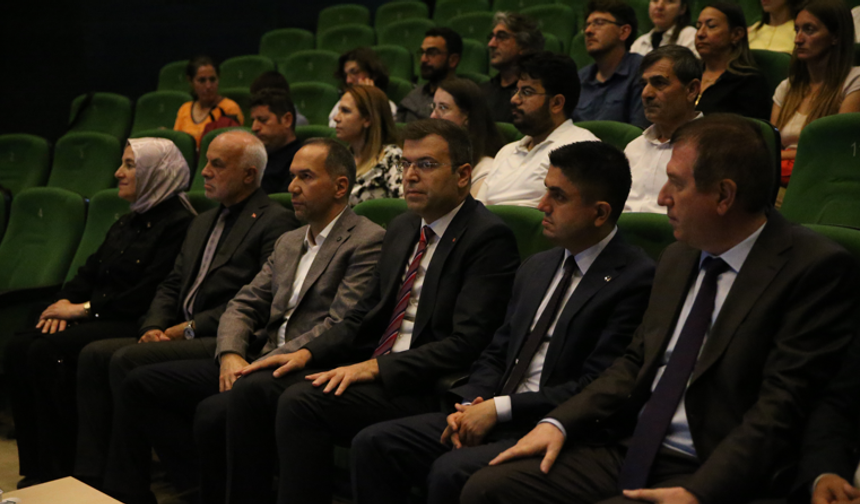 Niğde'de Arkeoloji ve Kültürel Miras masaya yatırıldı