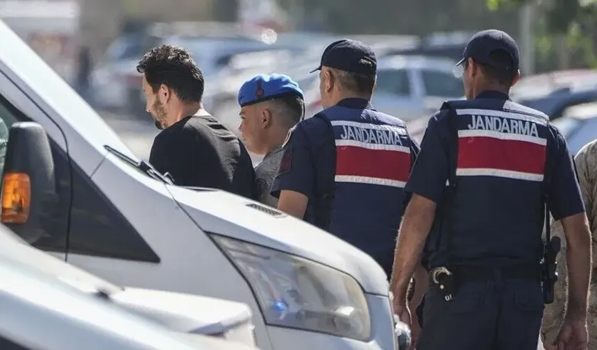 Kaçakçılara darbe: 9 milyon 900 bin makaron ele geçirildi