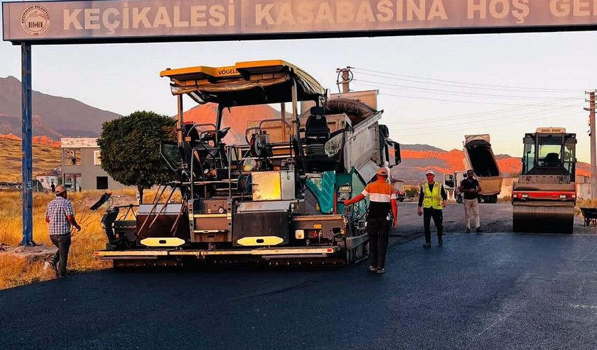 Keçikalesi beldesine 4.5 kilometrelik sıcak asfalt müjdesi