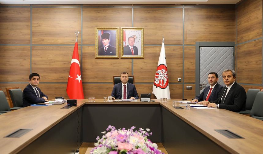 Niğde’de vakıfların performansı değerlendirildi