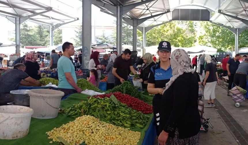 Polis bilgilendirmeye devam ediyor