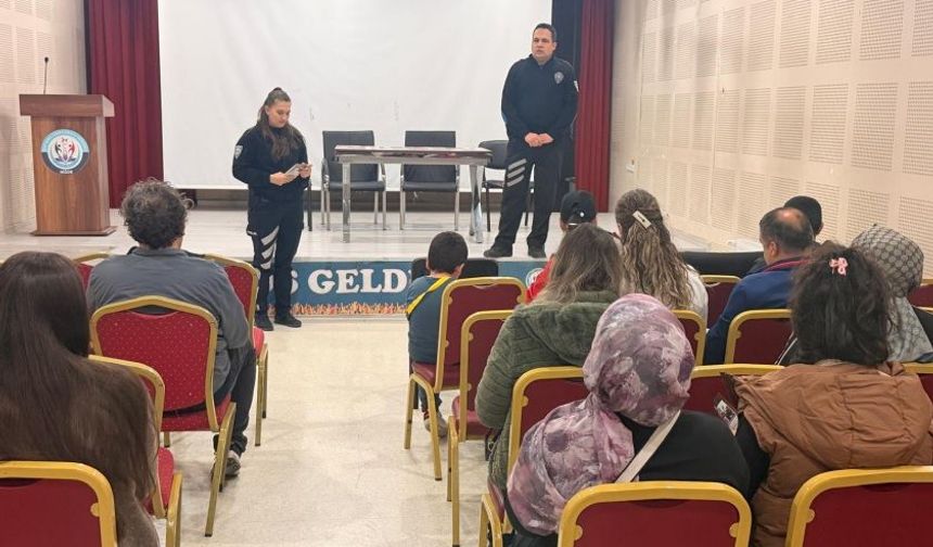 Niğde Emniyeti’nden öğrenci ve velilere güvenlik bilgilendirmesi