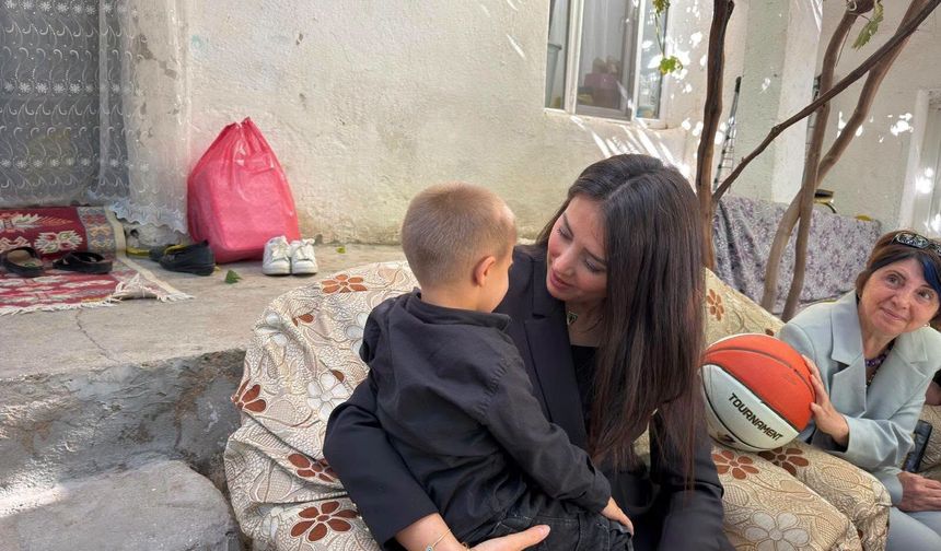 Niğde'de Koruyucu Aile buluşması