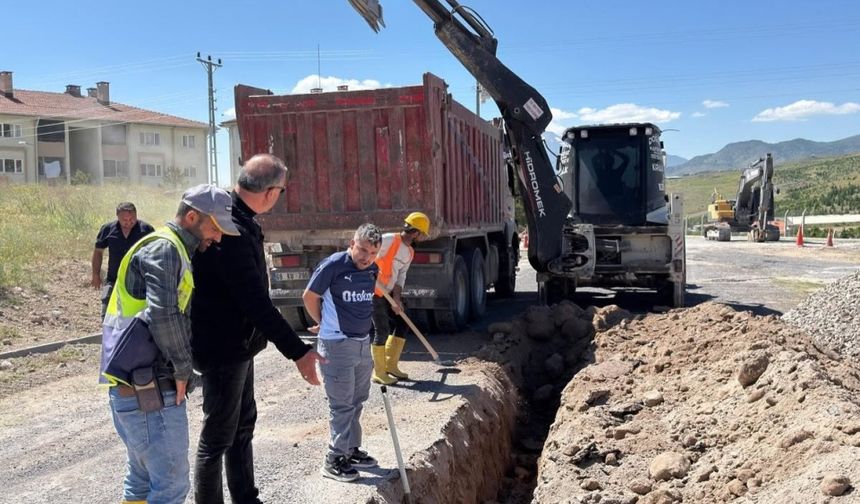 Altunhisar ilçesinde doğal gaz çalışmaları aralıksız devam ediyor