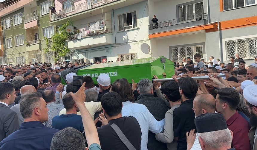 Bor'lu Kanaat önderi son yolculuğuna uğurlandı