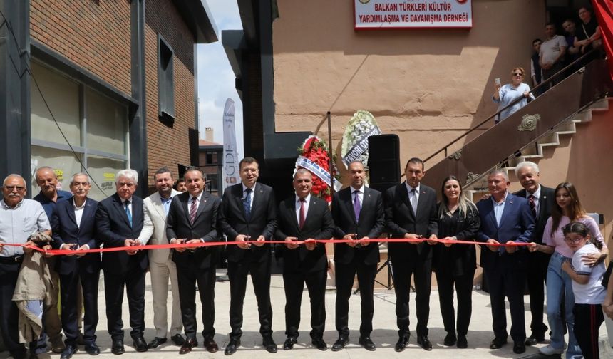 Mübadiller Siyah-Beyaz Fotoğraf Sergisi kapılarını açtı