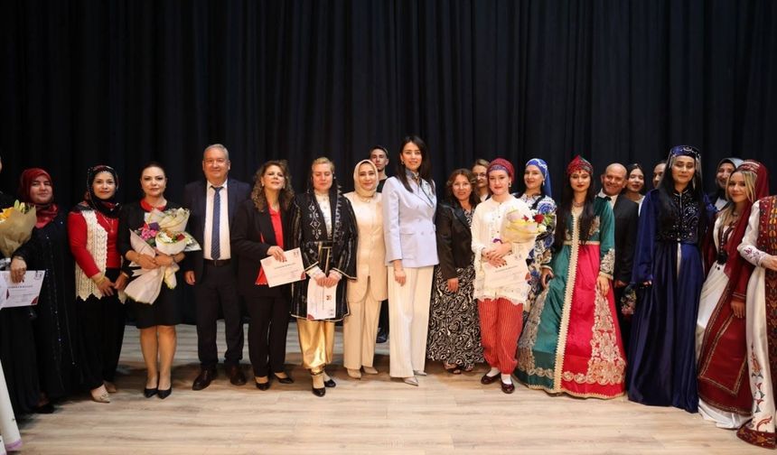 Nahita’nın Renkleri Defilesi büyük ilgi gördü
