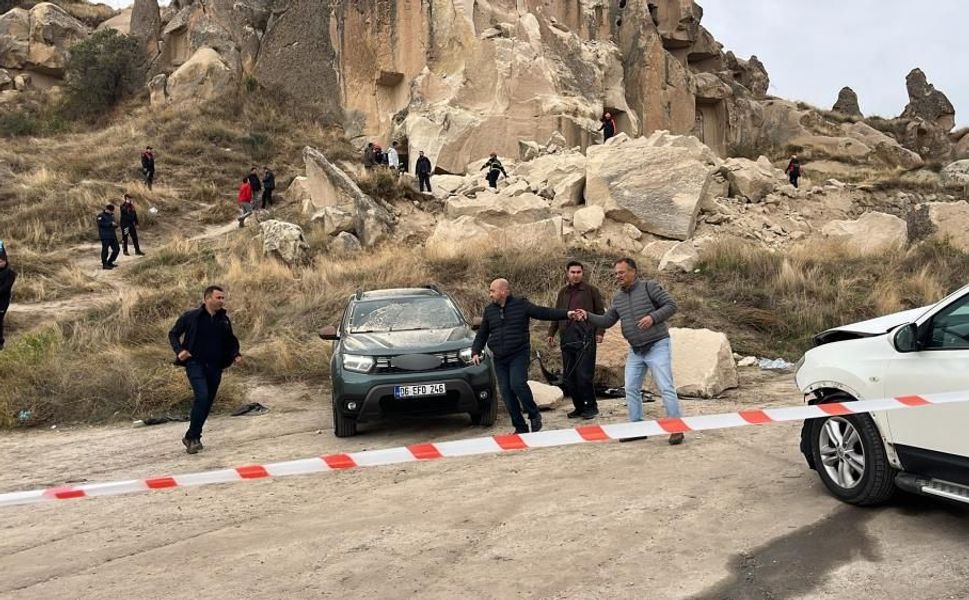 Nevşehir'de peribacası yıkıldı