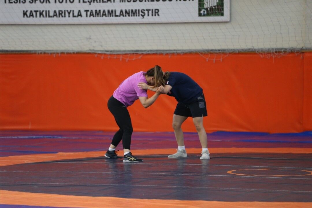 15640AA-20260620-41730133-41730124-KADIN_GURES_MILLI_TAKIMI_ULUSLARARASI_ORGANIZASYONLAR_ICIN_ALADAGLARDA_GUC_DEPOLADI.jpg