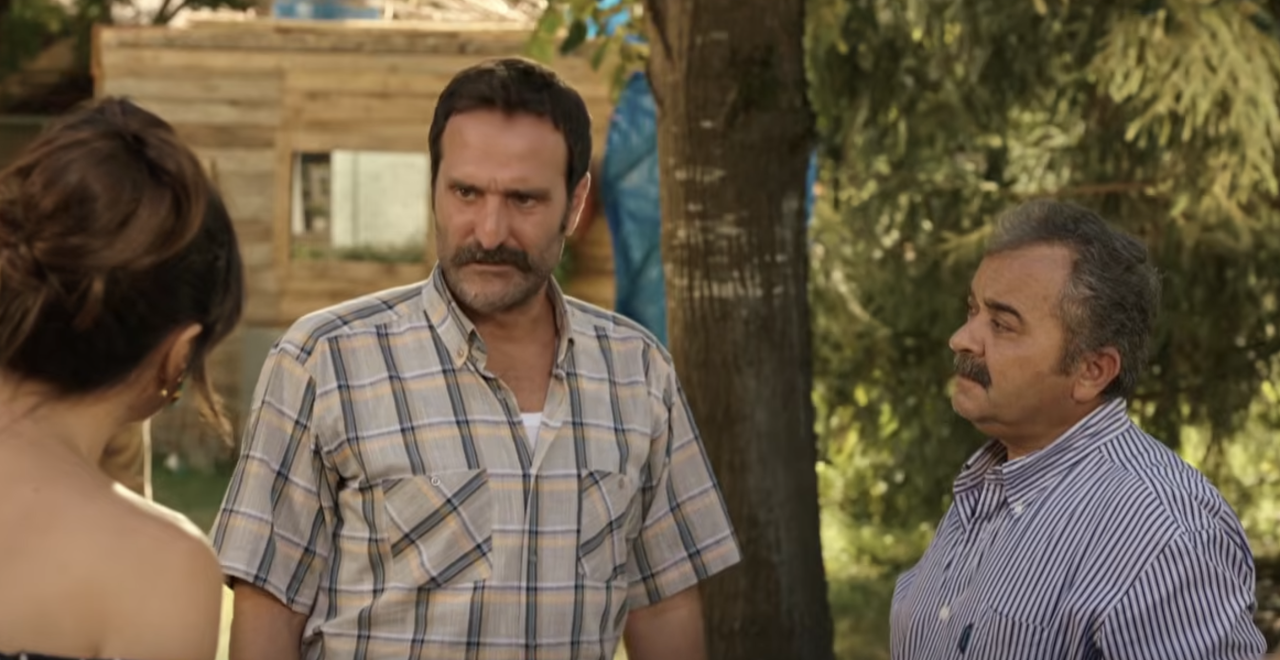 Cenazemize Hos Geldiniz Filmi Nerede Cekildi Konusu Ve Oyuncu Kadrosu (2)