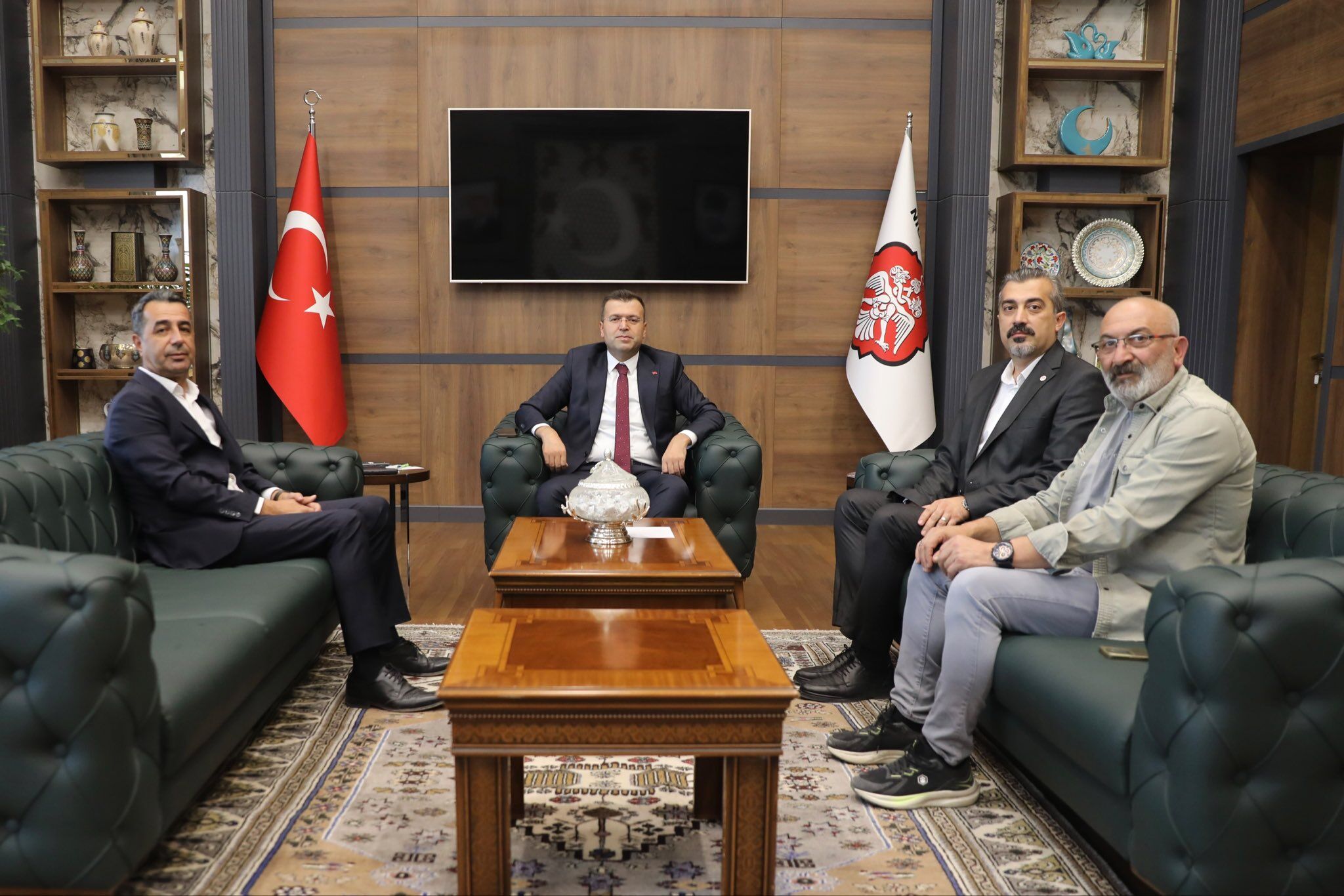 YENİ Parti'den Vali Akmeşe'ye ziyaret