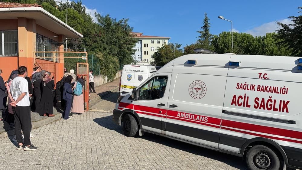Ortaokulda öğrenci kavgası: 5 yaralı