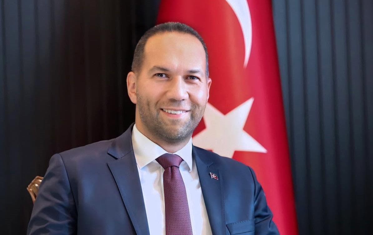 Özdemir: “29 Ekim, İstiklal Mücadelesinin Cumhuriyet ile taçlandığı gündür”