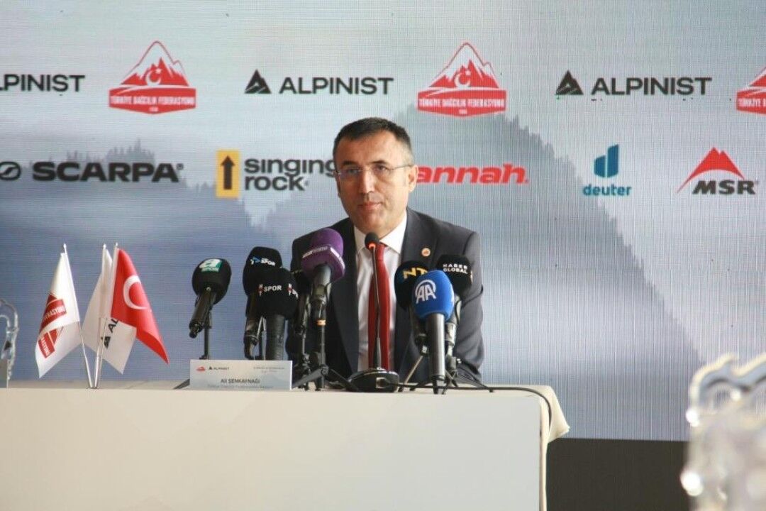 34748AW570939_01.jpg