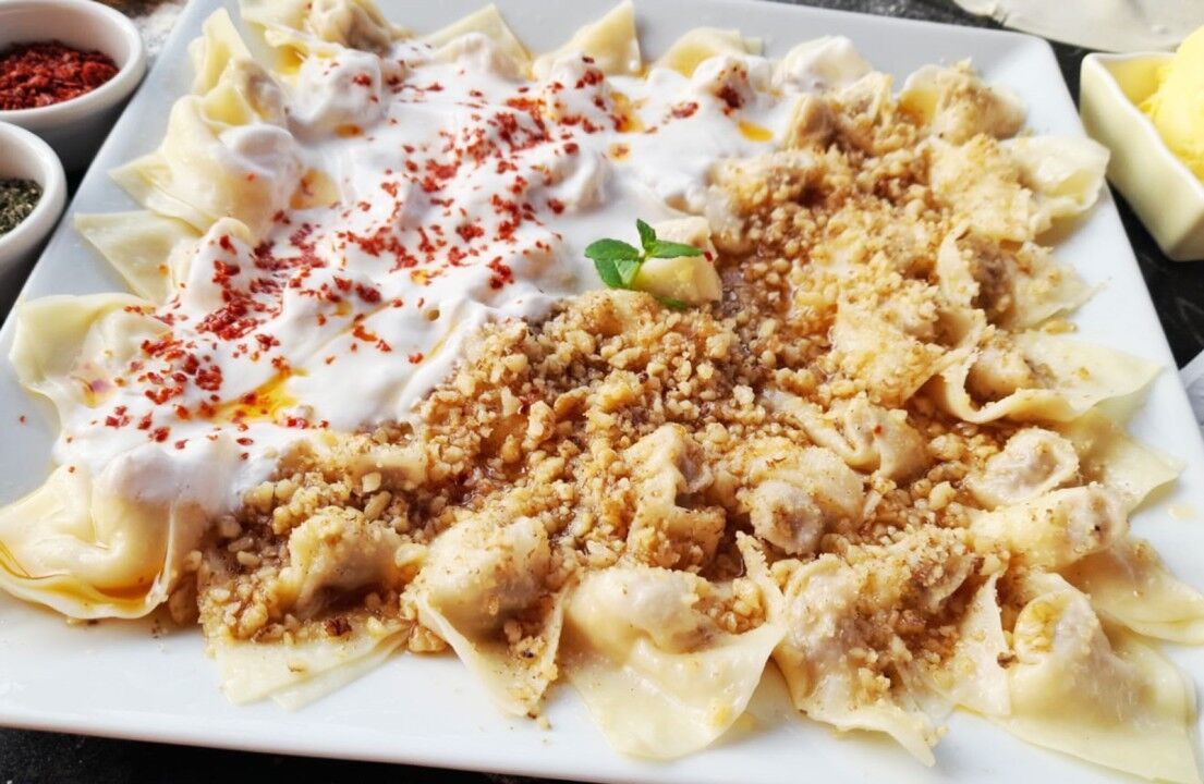 34801sinop-mantisi-cevizli-manti-yogurtlu-manti2.jpg
